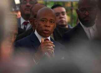 New Title: NYC Mayor Eric Adams Faces Federal Bribery and Fraud Charges news-27092024-172734