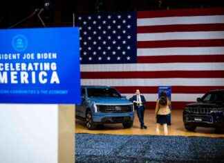 Automakers Urge Trump to Maintain Federal Electric Vehicle Regulations news-21112024-205007