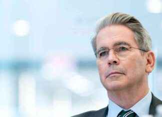 Scott Bessent: From Breaking the Bank of England to Leading the U.S. Treasury news-27112024-110710