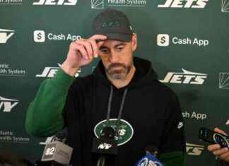 Aaron Rodgers Contemplates Future Amid New York Jets Struggles aaron-rodgers-contemplates-future-amid-new-york-jets-struggles