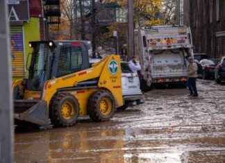 Bedford Park Water Main Break Causes Severe Flooding – Bronx News bedford-park-water-main-break-causes-severe-flooding-bronx-news