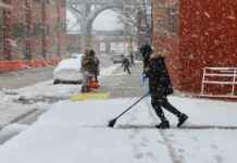 emergency-snow-shovelers-wanted-join-dsnys-recruitment-drive-in-nyc