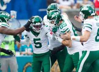 Jets Secure Victory Over Jaguars in 4th Quarter Showdown jets-secure-victory-over-jaguars-in-4th-quarter-showdown