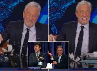 Jon Stewart recalls first on-set incident: The Bloody Truth jon-stewart-recalls-first-on-set-incident-the-bloody-truth