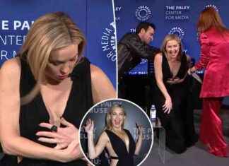 Kate Hudson’s Wardrobe Malfunction During Netflix Promotion kate-hudsons-wardrobe-malfunction-during-netflix-promotion