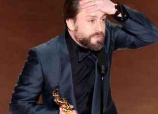 Kieran Culkin Swears and Promises Wife Pregnancy in Interview kieran-culkin-swears-and-promises-wife-pregnancy-in-nterview