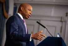 mayor-adams-approval-rating-hits-record-low-in-recent-poll