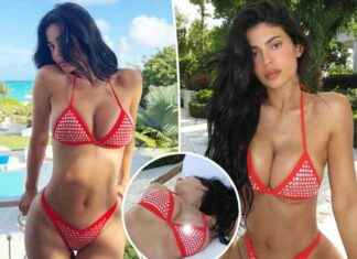 Kylie Jenner Shines in $10K Rhinestone Chanel Bikini Turks vacation kylie-jenner-shines-in-10k-rhinestone-chanel-bikini-turks-vacation