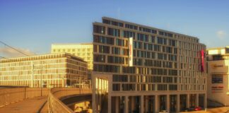 Motto By Hilton New York City Chelsea: Discover Urban Luxury Today