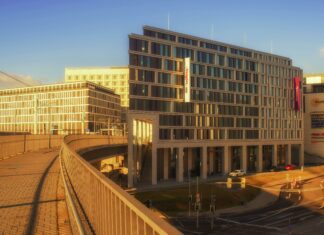 Motto By Hilton New York City Chelsea: Discover Urban Luxury Today