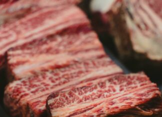 How To Cook New York Strip Steak For The Perfect Juicy Flavor